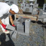 京都府舞鶴市の西舞鶴寺院墓地で墓じまい。ご遺骨の取り出しとお墓の解体処分