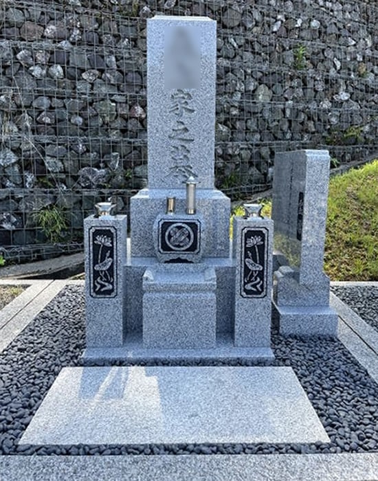 川崎市営・緑ヶ丘霊園 1㎡墓所 ここ2年ほどの建墓例をご紹介し